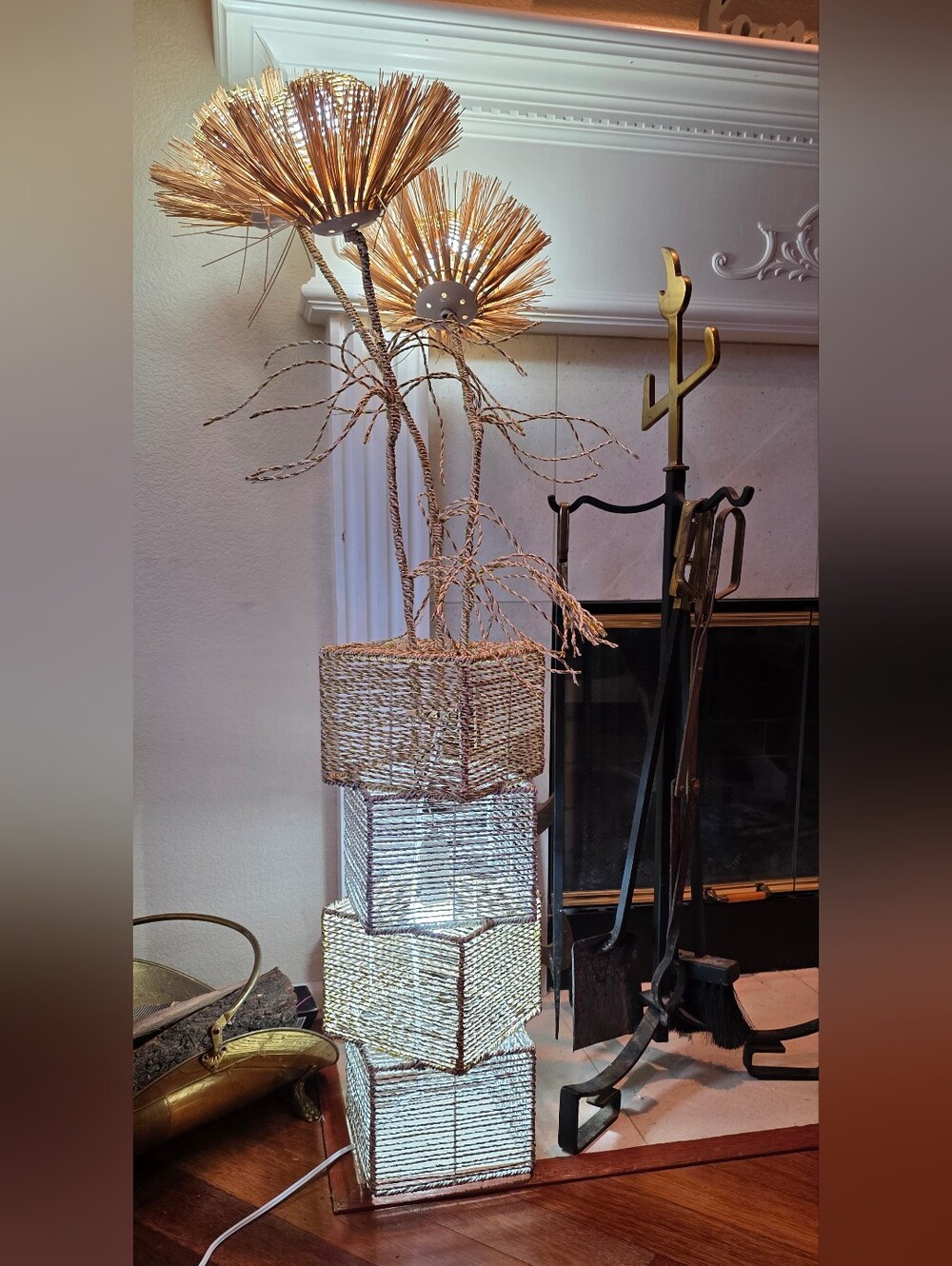 LUVODI FLOOR LAMPS 43-in Multiple finishes Standard Floor Lamp with Rattan Shade